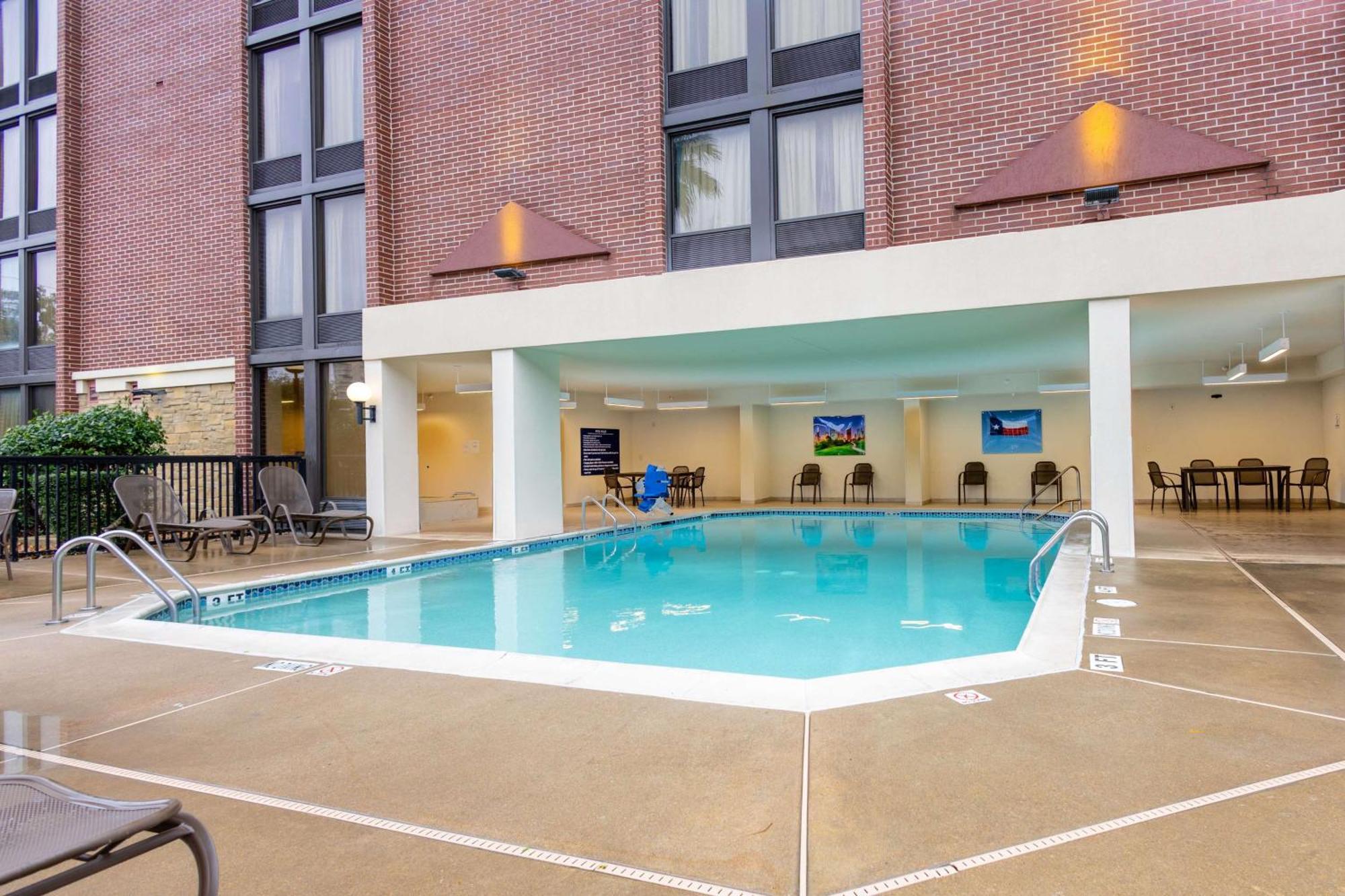 Drury Inn & Suites Houston Galleria Экстерьер фото