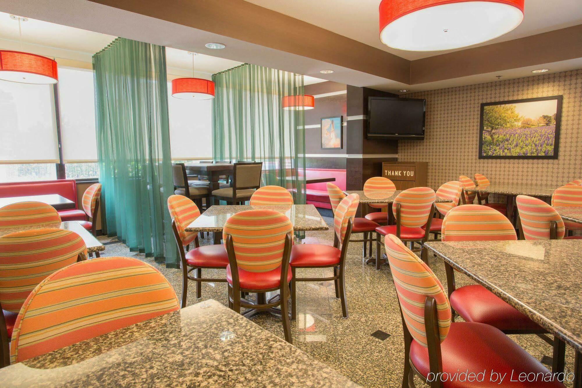 Drury Inn & Suites Houston Galleria Экстерьер фото
